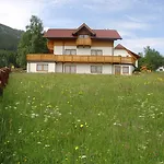 Haus Lossie Apartment Schladming
