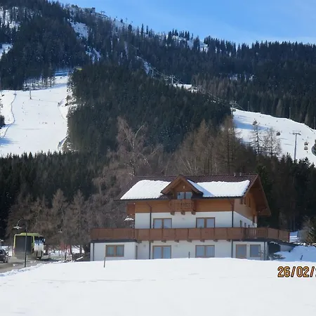 Haus Lossie Apartment Schladming