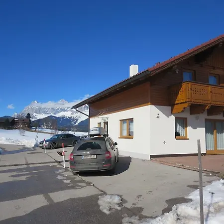 Haus Lossie Apartment